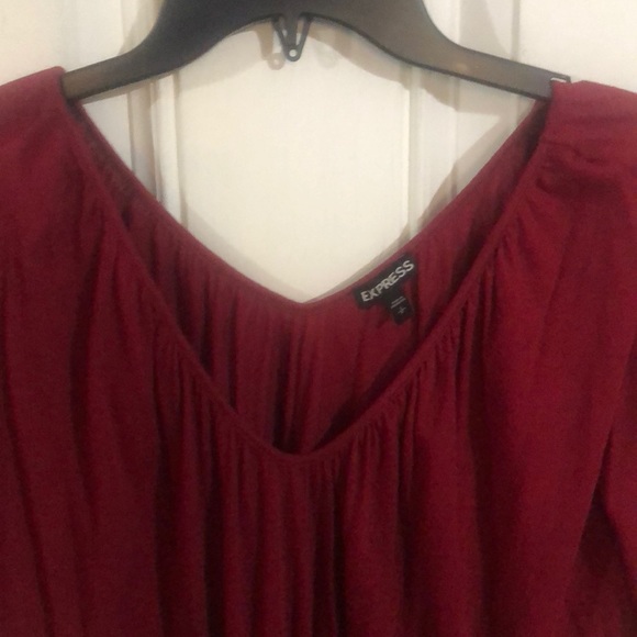 Red top - Picture 3 of 7